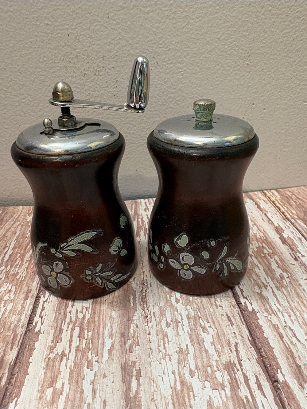 Salt Shaker and Grinder Set